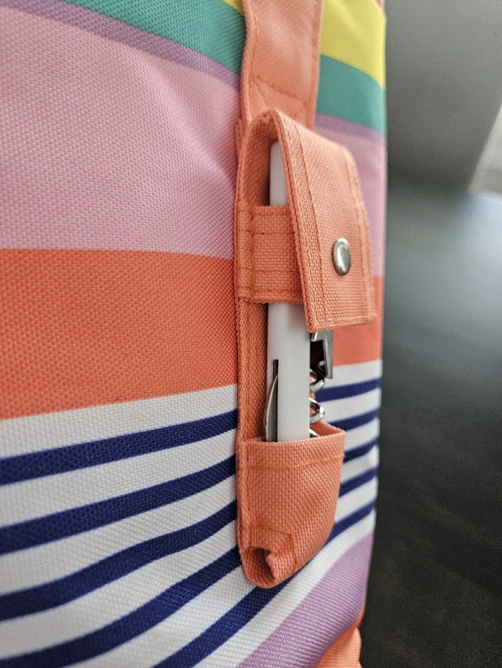 Insulated Wine Bag w/ Wine Opener